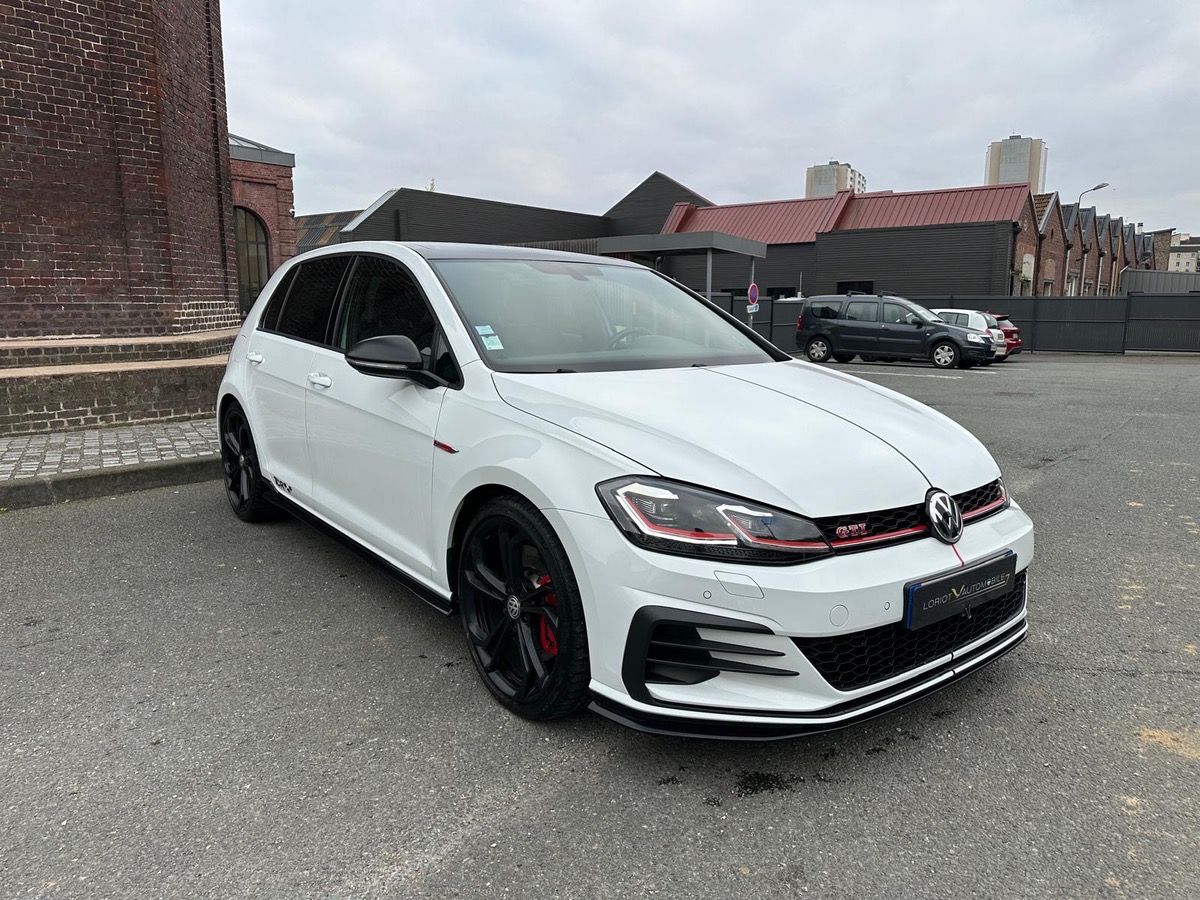 Volkswagen Golf 7 GTI TCR 2.0 TFSi DSG7 290 cv