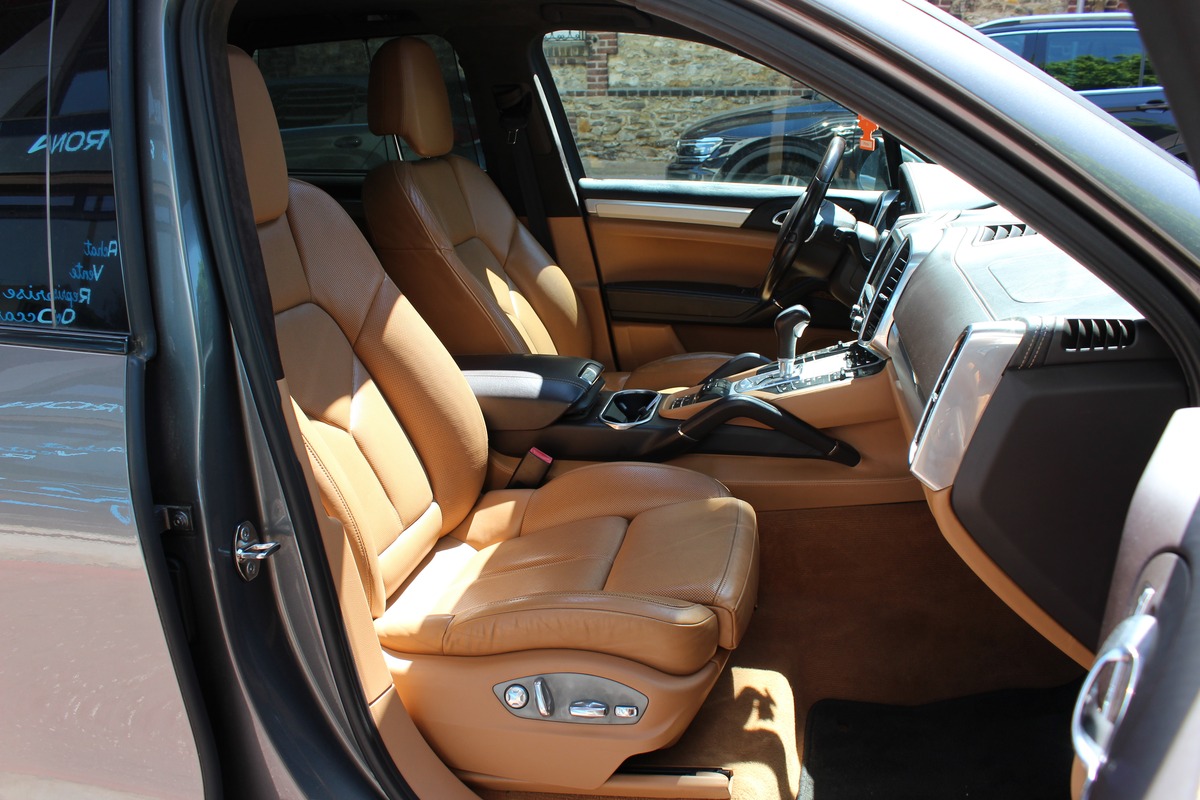 Porsche CAYENNE TURBO S Boîte automatique - II 4.8 V8 500 TURBO TIPTRONIC