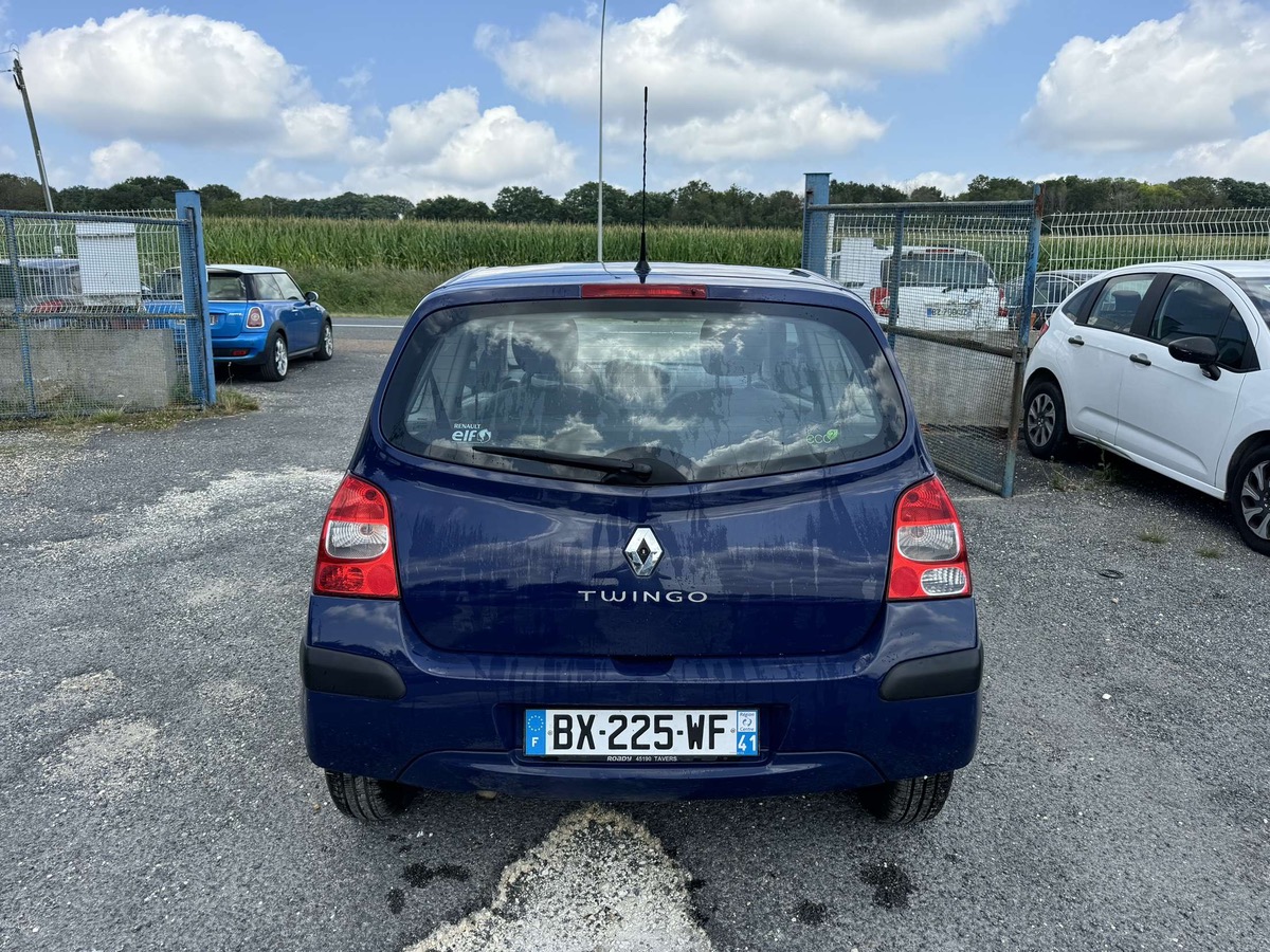 RENAULT Twingo ii 1.2 60cv 114006km très propre intérieur et extérieur 