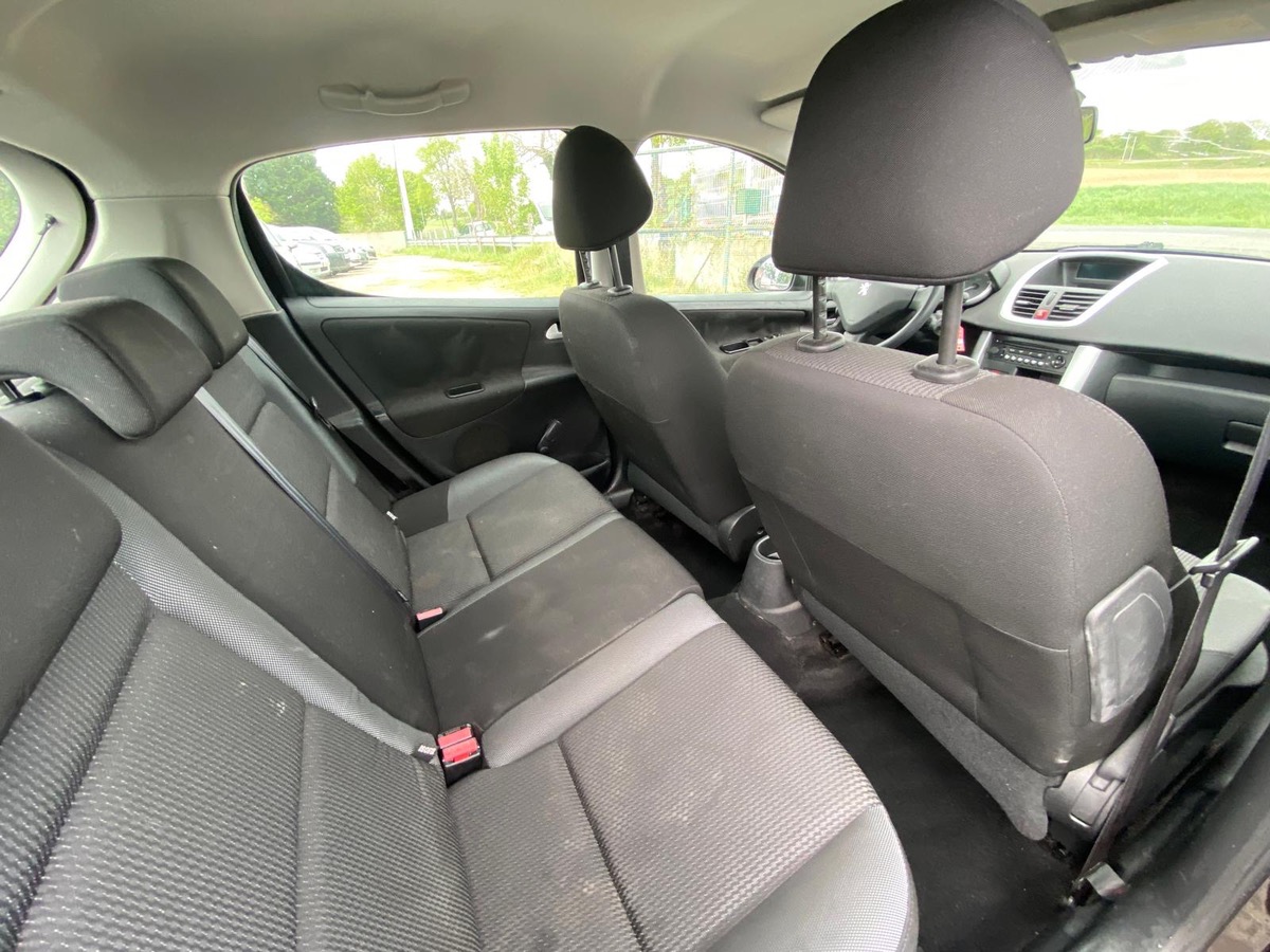 Peugeot 207 1.4 hdi 70cv phase 2 144002km