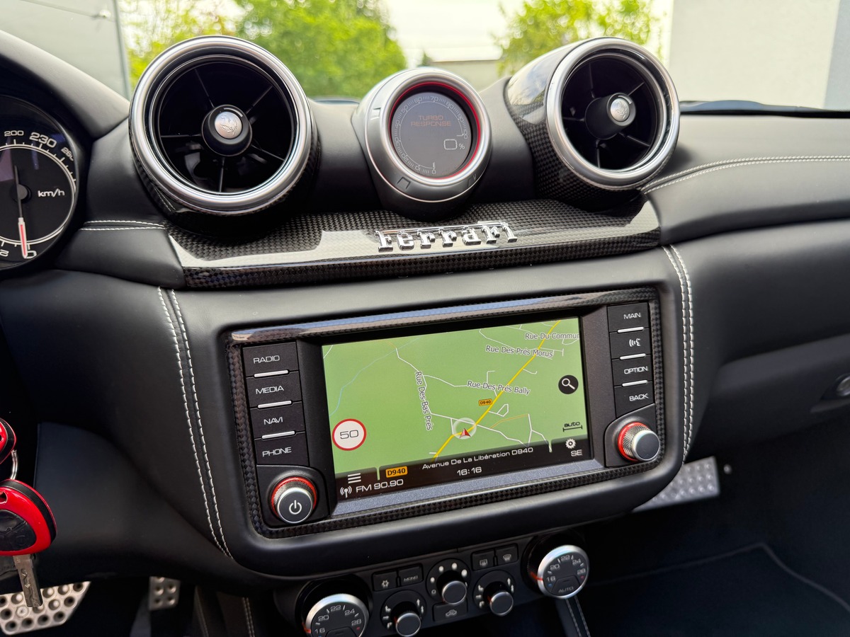 Ferrari California T 3.9L V8 560 CH / FRANCAISE / CARNET / 29954 KMS