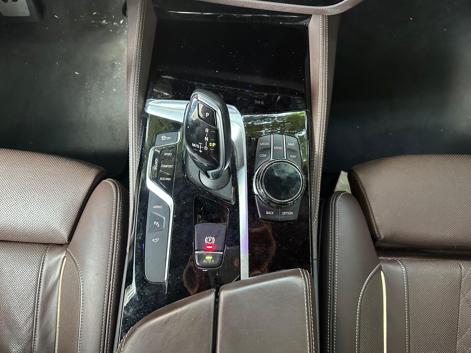 Bmw Série 5 530e M Sport Steptronic 8BVA 252ch Toit Ouvrant