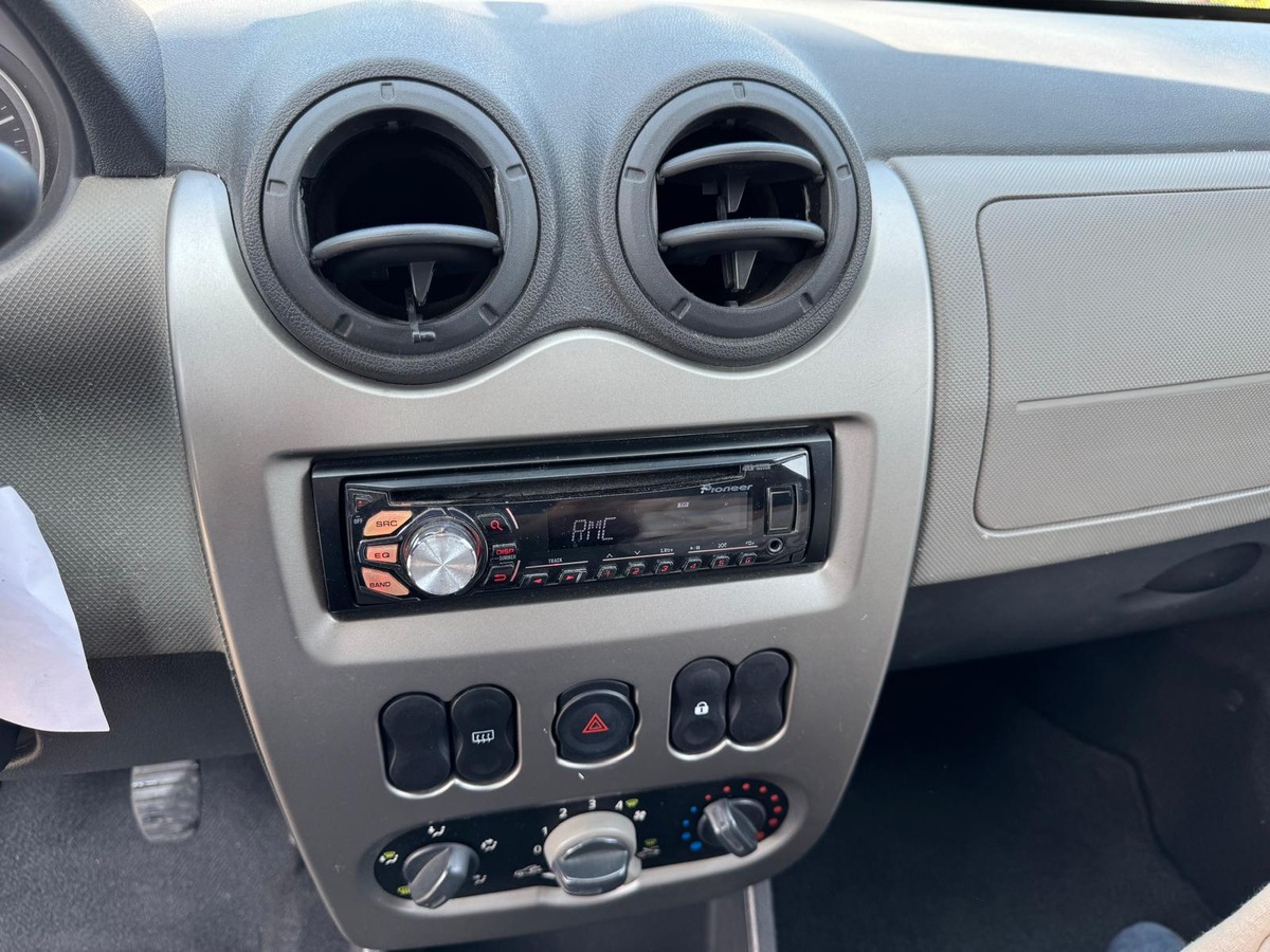 Dacia Sandero 1.2 i 16V 75 cv - Garantie
