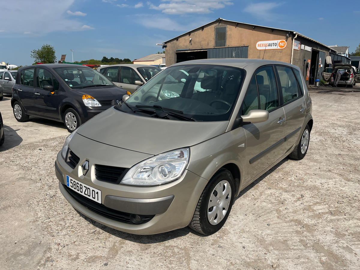 RENAULT Scenic 1.6i 16v 110ch 155073km