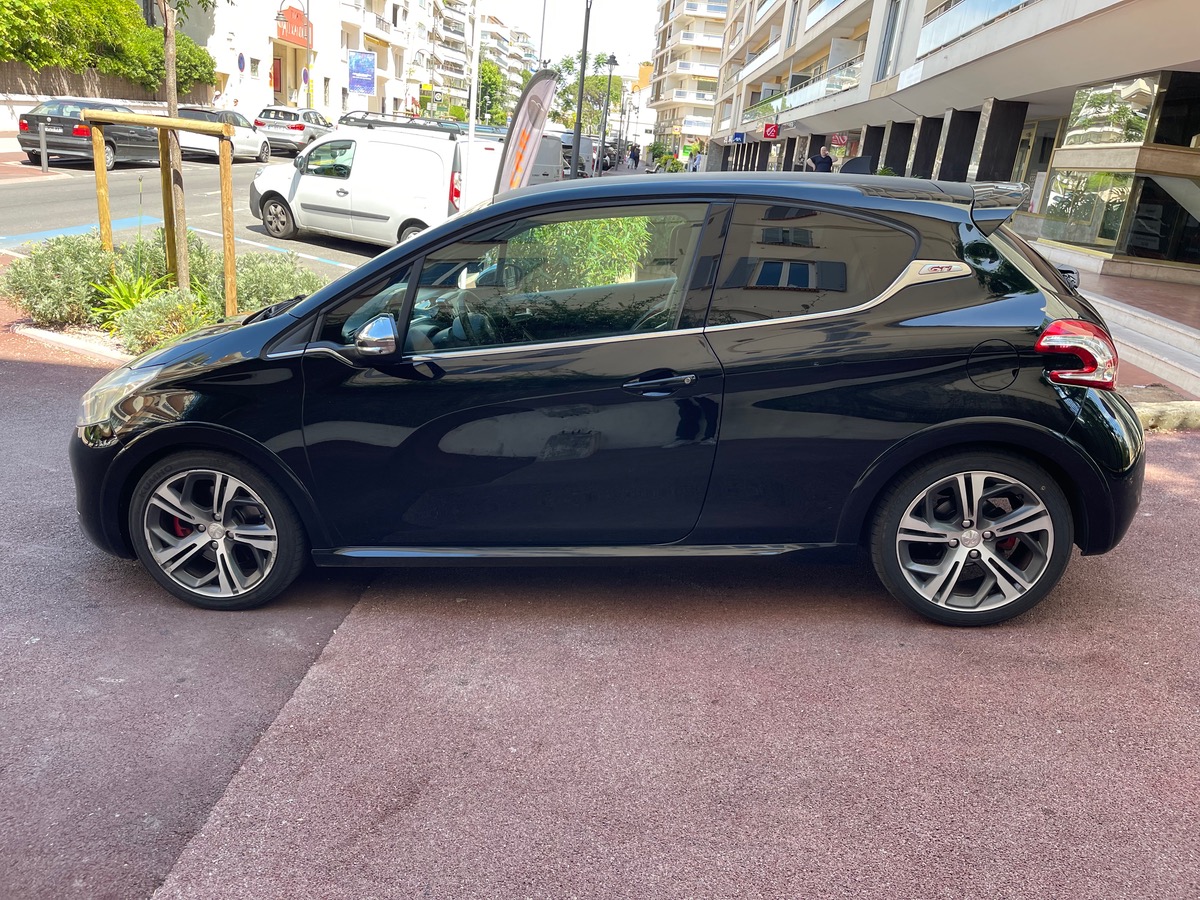 Peugeot 208 1.6 GTI 200 CV BVM6