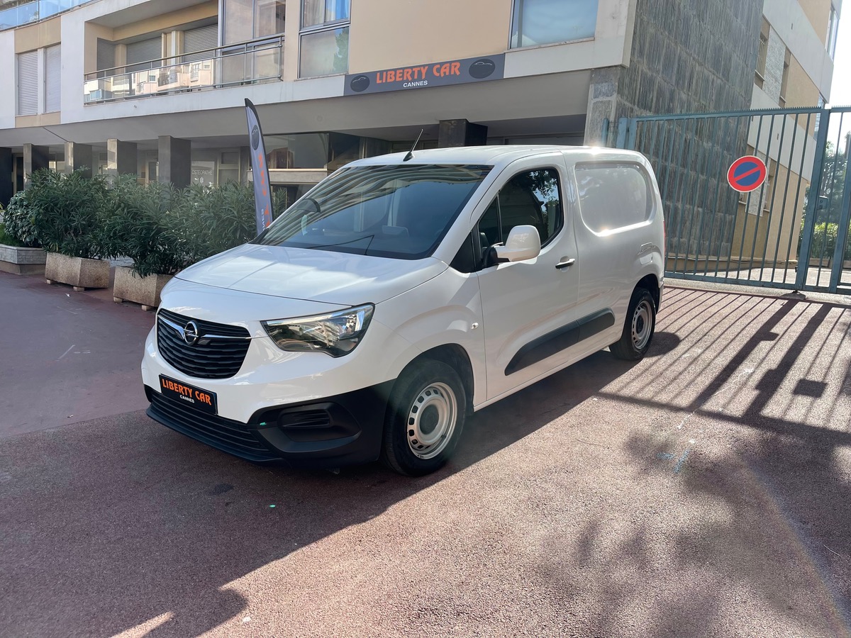 Opel Combo Cargo 1.5d 102 CV / CARPLAY /