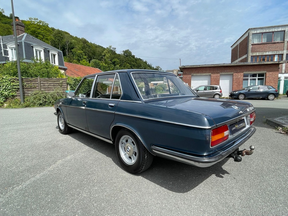 Bmw 3.0 si 1973 4 PORTES, BOITE 5 VITESSES, SELLERIE NEUVE