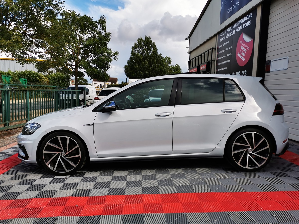 Volkswagen Golf 7 R 2.0 310 4MOTION TO/COCKPIT