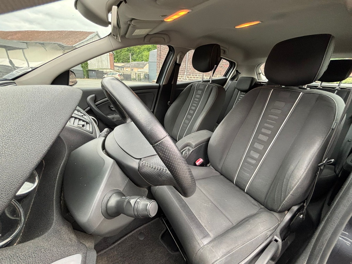RENAULT Megane 3 1.5 DCI 110 BVA DYNAMIQUE - Révisée - Garantie