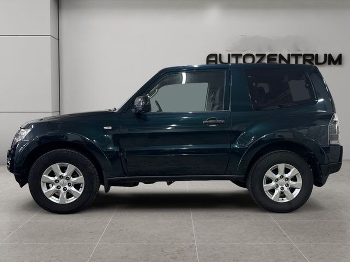 Mitsubishi Pajero 3.2 DI-D, 1ère main, inspection neuve