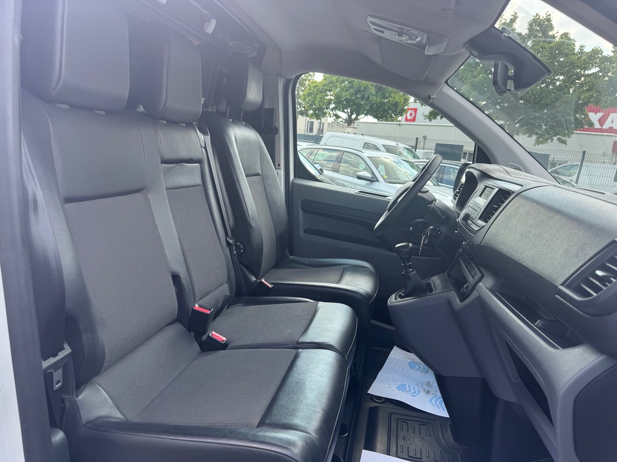 Toyota ProAce LONG 2.0 BHDI 120CH DYNAMIC DOUBLE PORTE LATERALE / PRIX HT