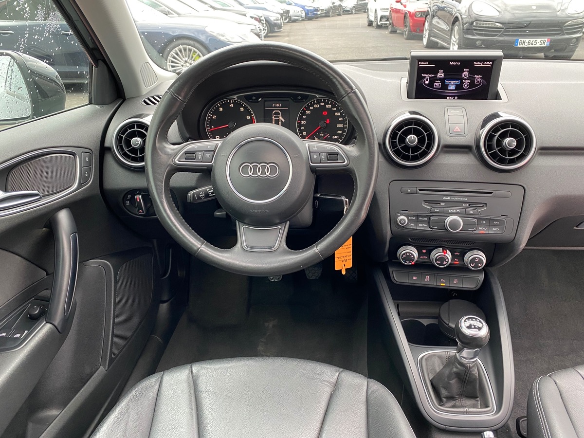 Audi A1 1.2 TFSI 85CV LUXE TO/GPS/CUIR b