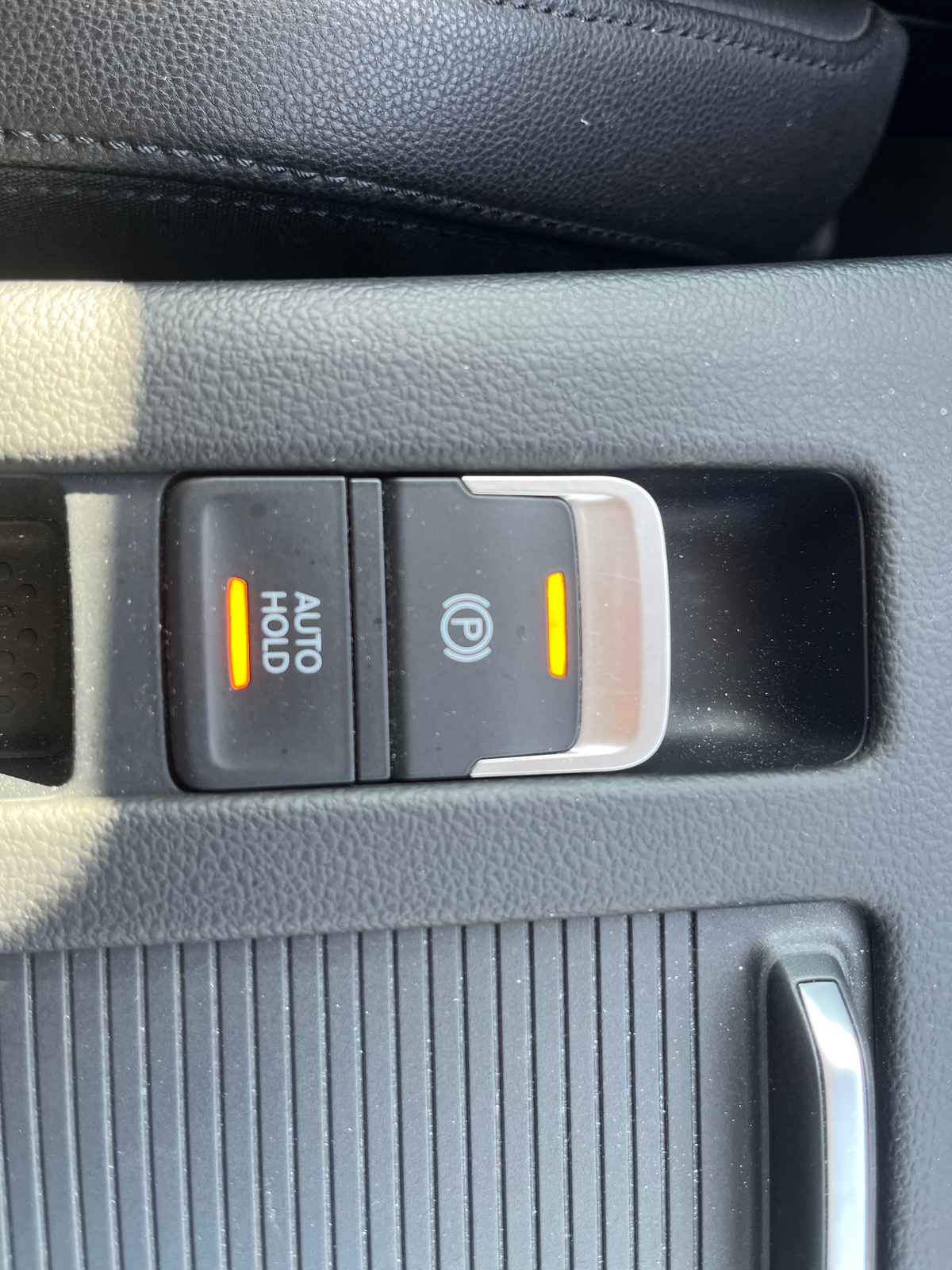 Volkswagen Passat Break SW 2.0 TDI 4Motion DSG6 190cv Finition Carat, attelage, Suivi Complet.