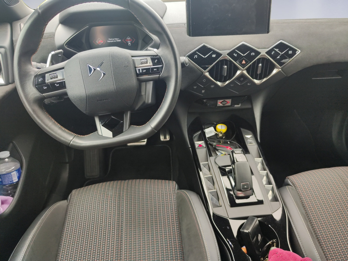 DS DS 3 Crossback 100 BVM6 Performance Line