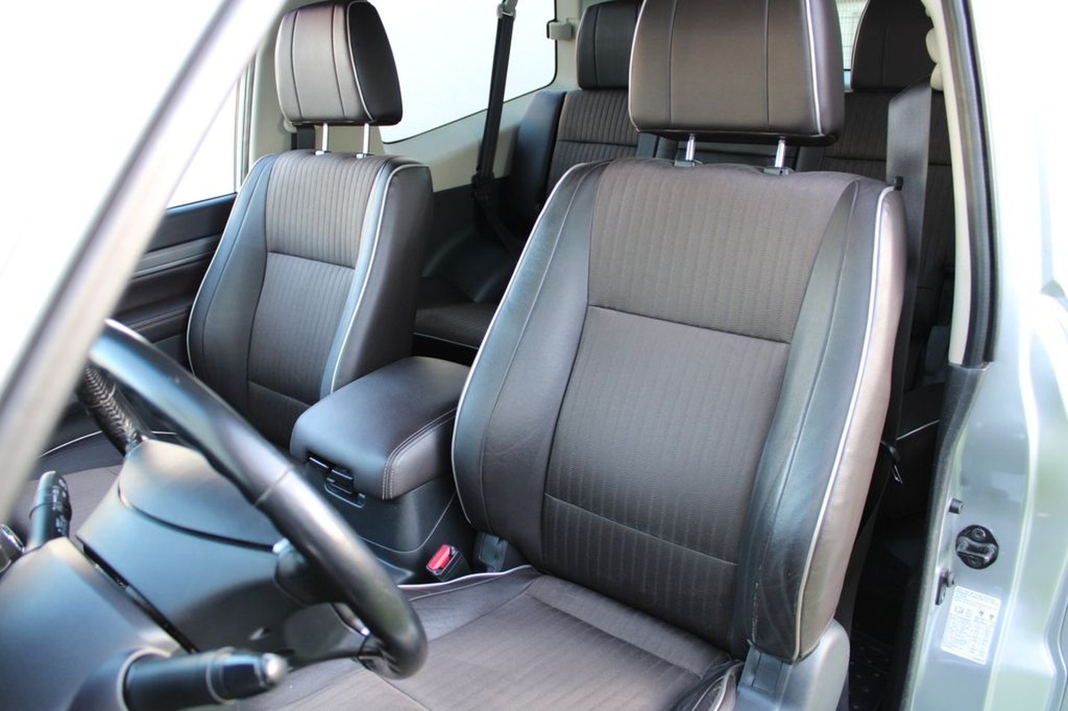Mitsubishi Pajero 3.2 DI-D Intense *1.Main*Top*