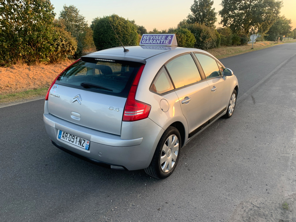 Citroën C4 1.4i 16v  90CV 114014KM