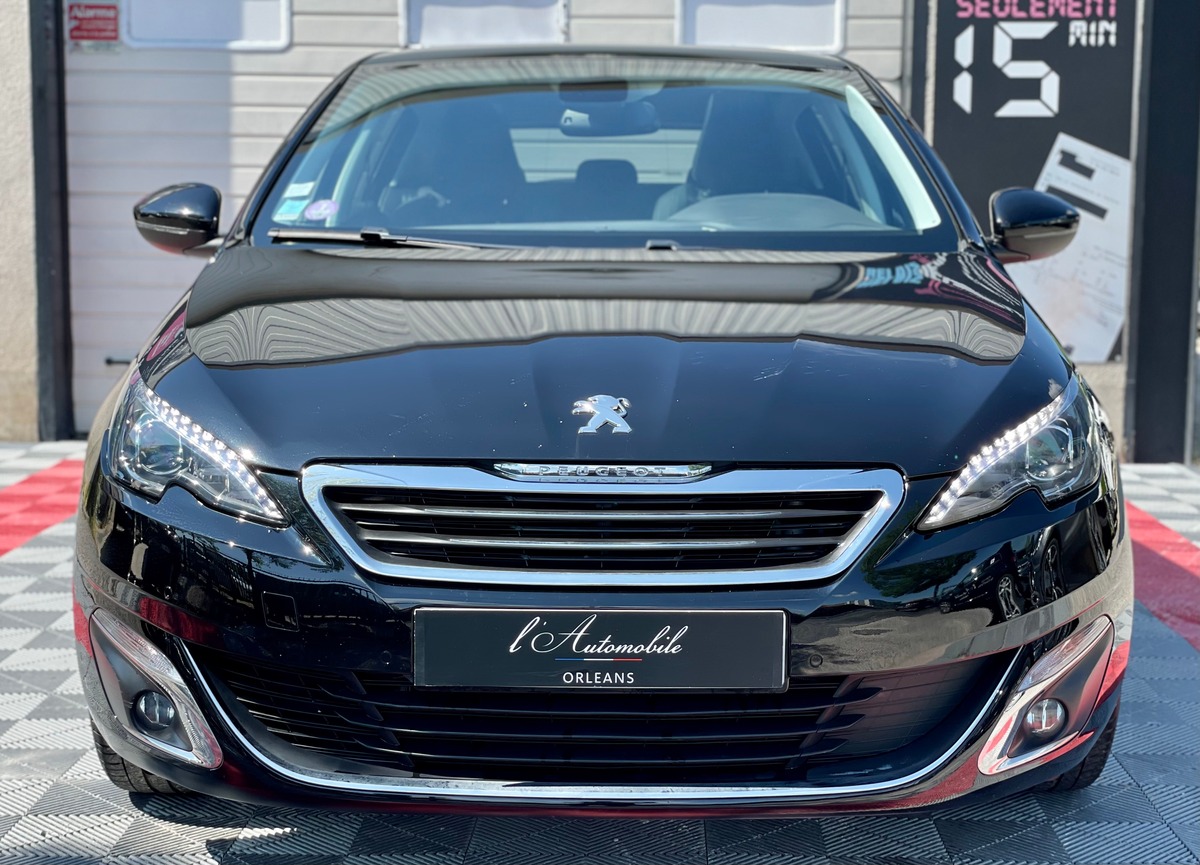 Peugeot 308 1.2 PureTech 130 Féline S&S 5P ess c