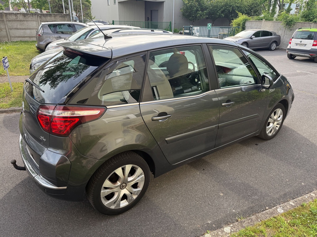 Citroën C4 Picasso 1.6 HDI 112 CV exclusive 1er main 4XCB