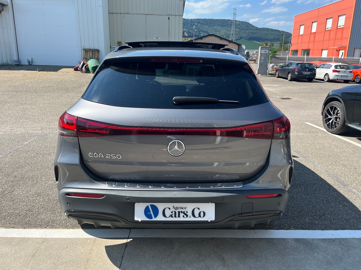 Mercedes-Benz EQA 250 AMG 190ch, SUIVI MERCEDES,SIEGES CHAUFFANT, TOIT OUVRANT, CHARGEUR A INDUCTION