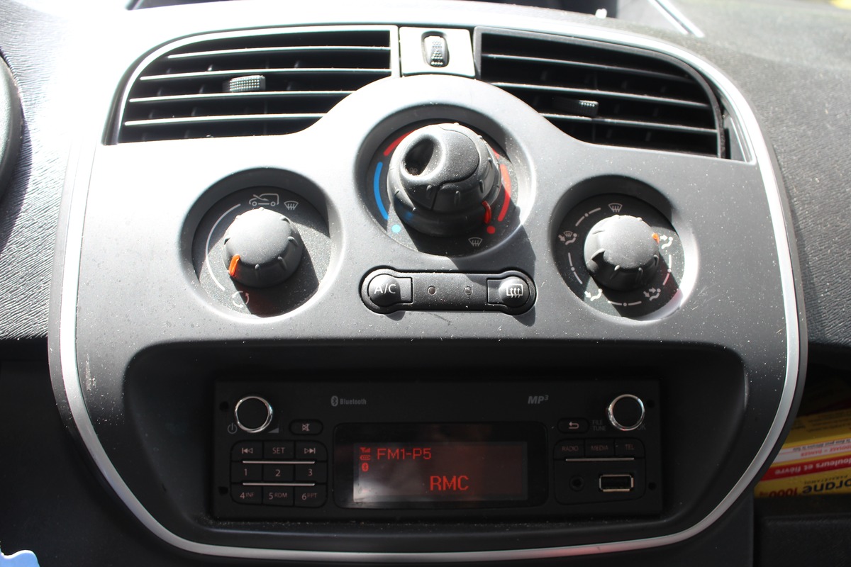 RENAULT Kangoo II (2) 1.5 DCI 110 MAXI / ATTELAGE