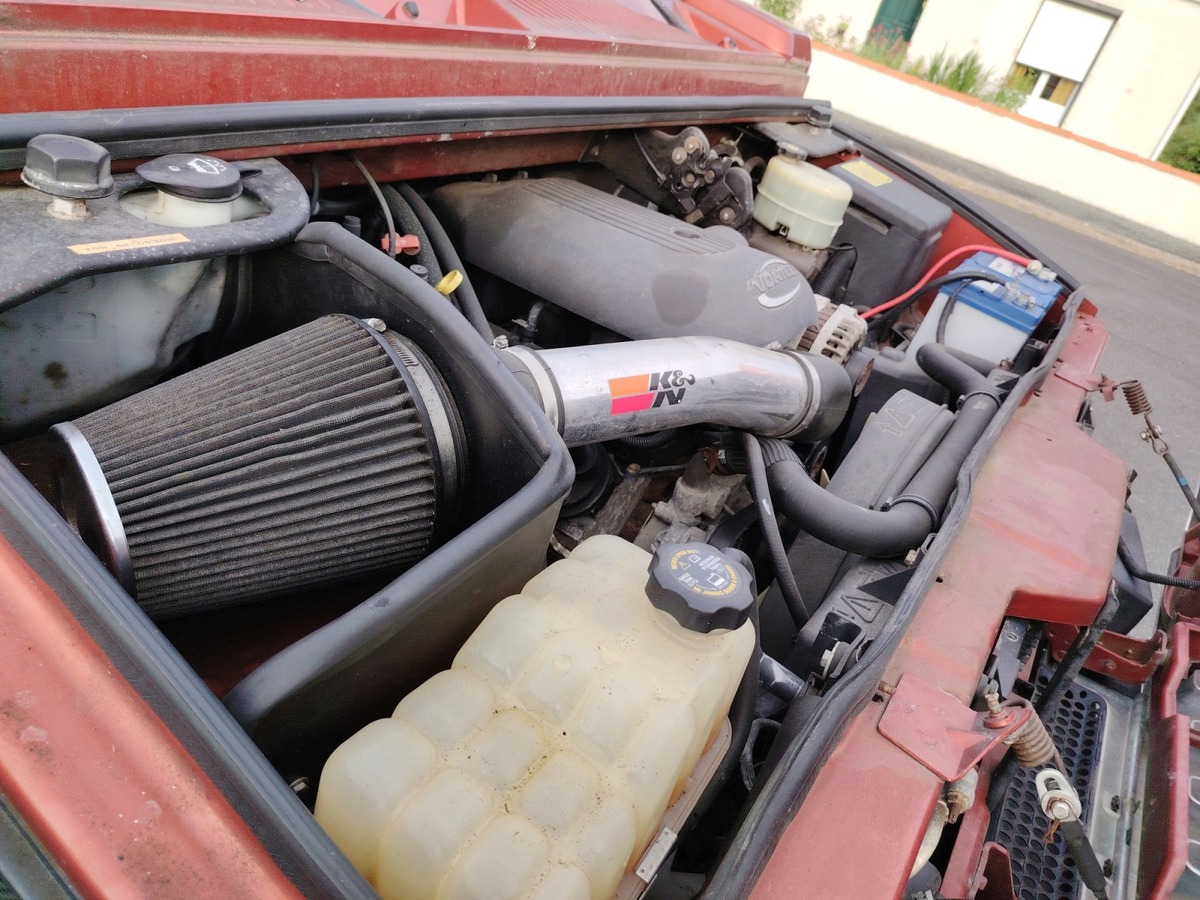 Hummer H2 6.0 V8 moteur vortex ( flexfuel)