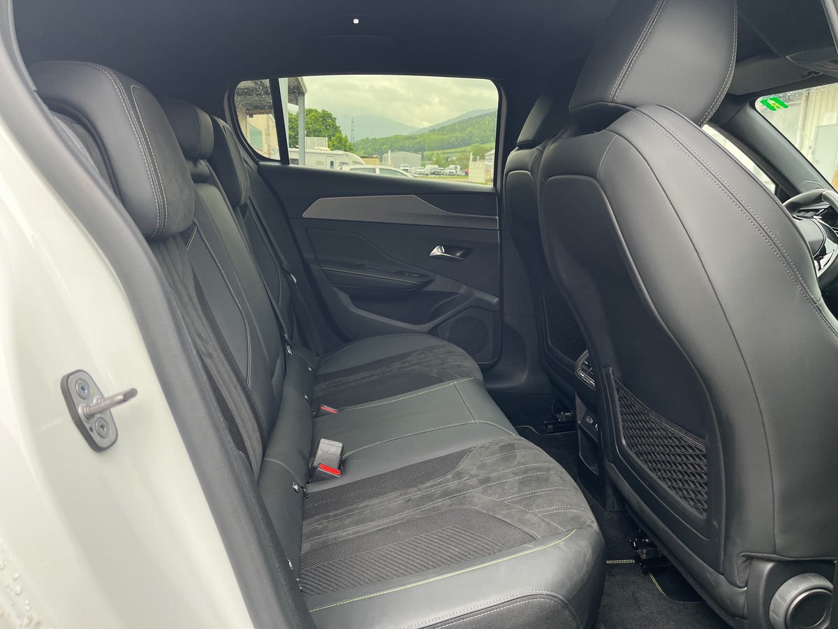 Peugeot 308 III 1.5 BLUEHDI 130 S&S GT EAT8