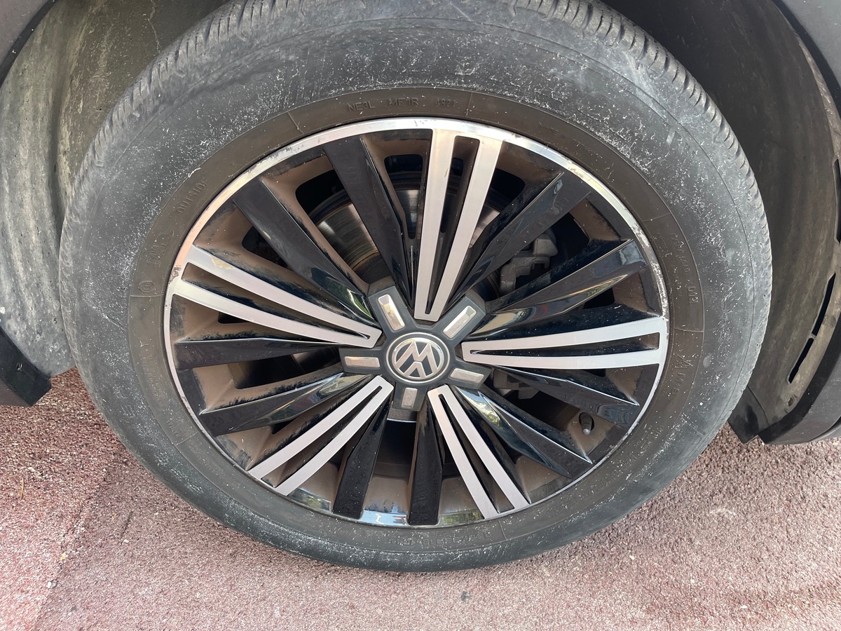 Volkswagen Tiguan 1.4 TSI 150 CV / Virtual Cockpit / Toit Ouvrant / Caméra / Intérieur Cuir
