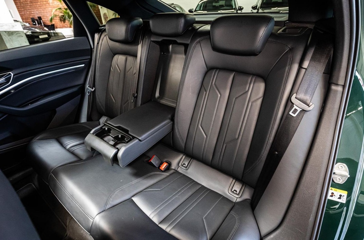 Audi e-tron Sportback 55 408ch S Line e-quattro Toit ouvrant