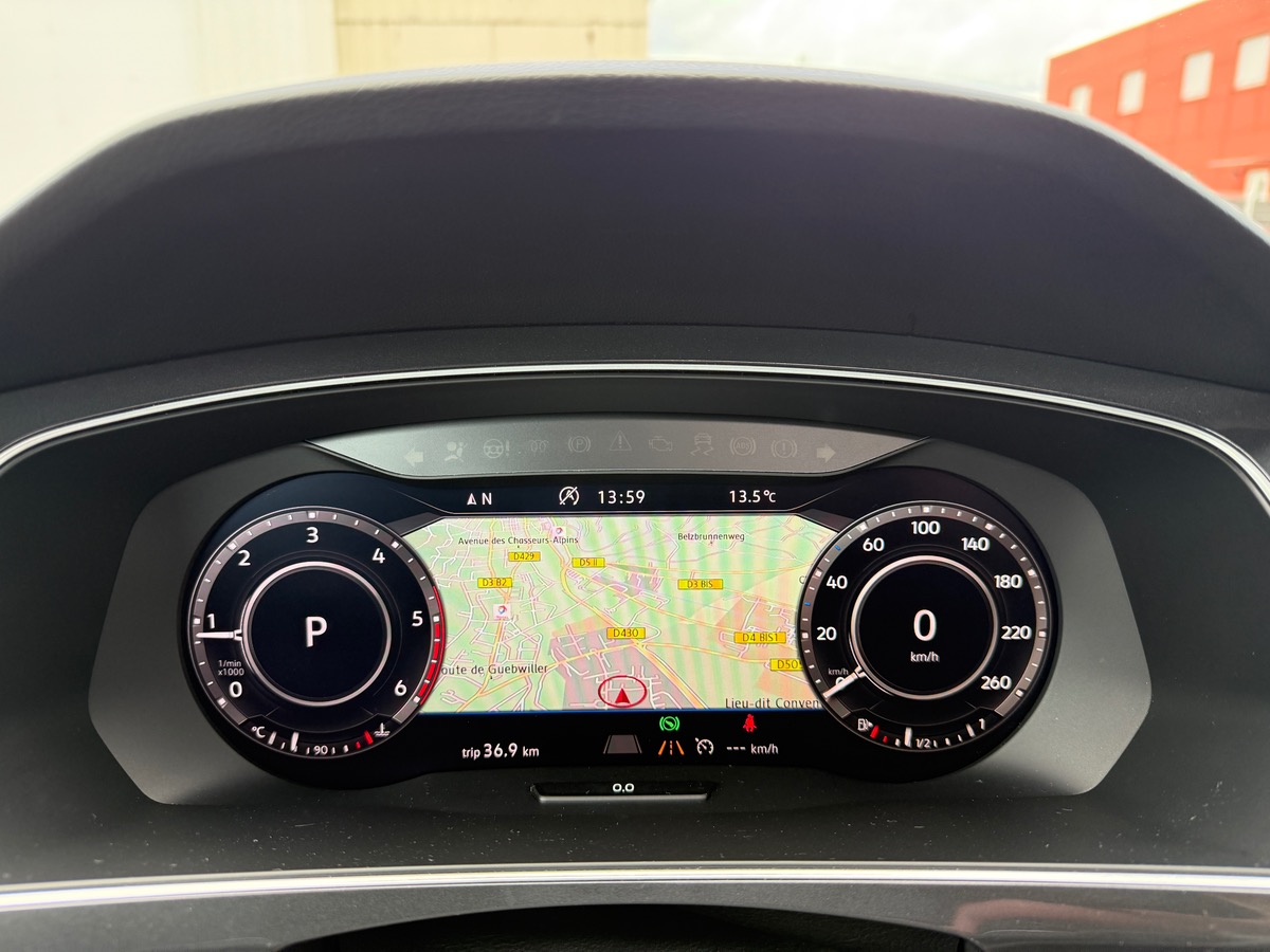 Volkswagen Tiguan BI-TDI 240 4Motion DSG R-line, Virtual Cockpit, Toit Ouvrant, Dynaudio,