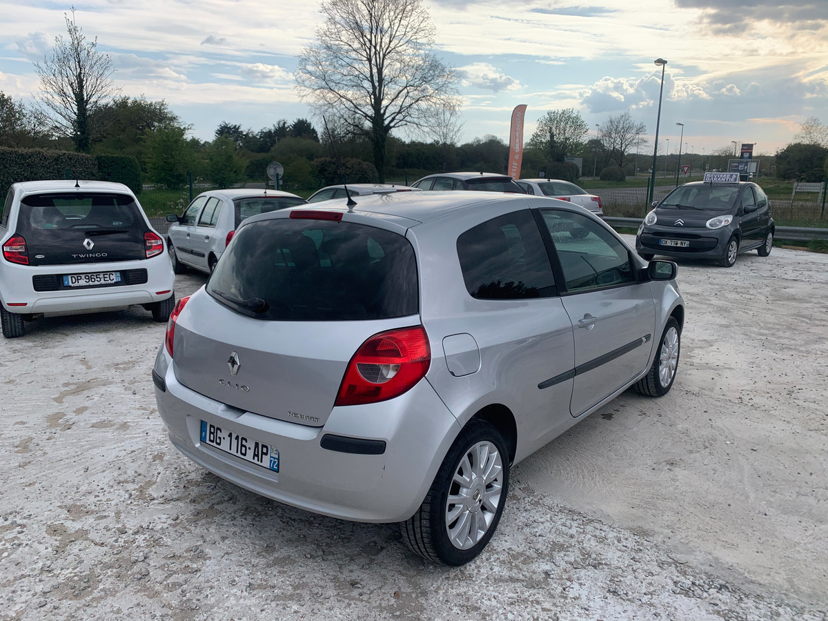 RENAULT Clio 1.5 dci - 85CH EXCEPTION 136037KM