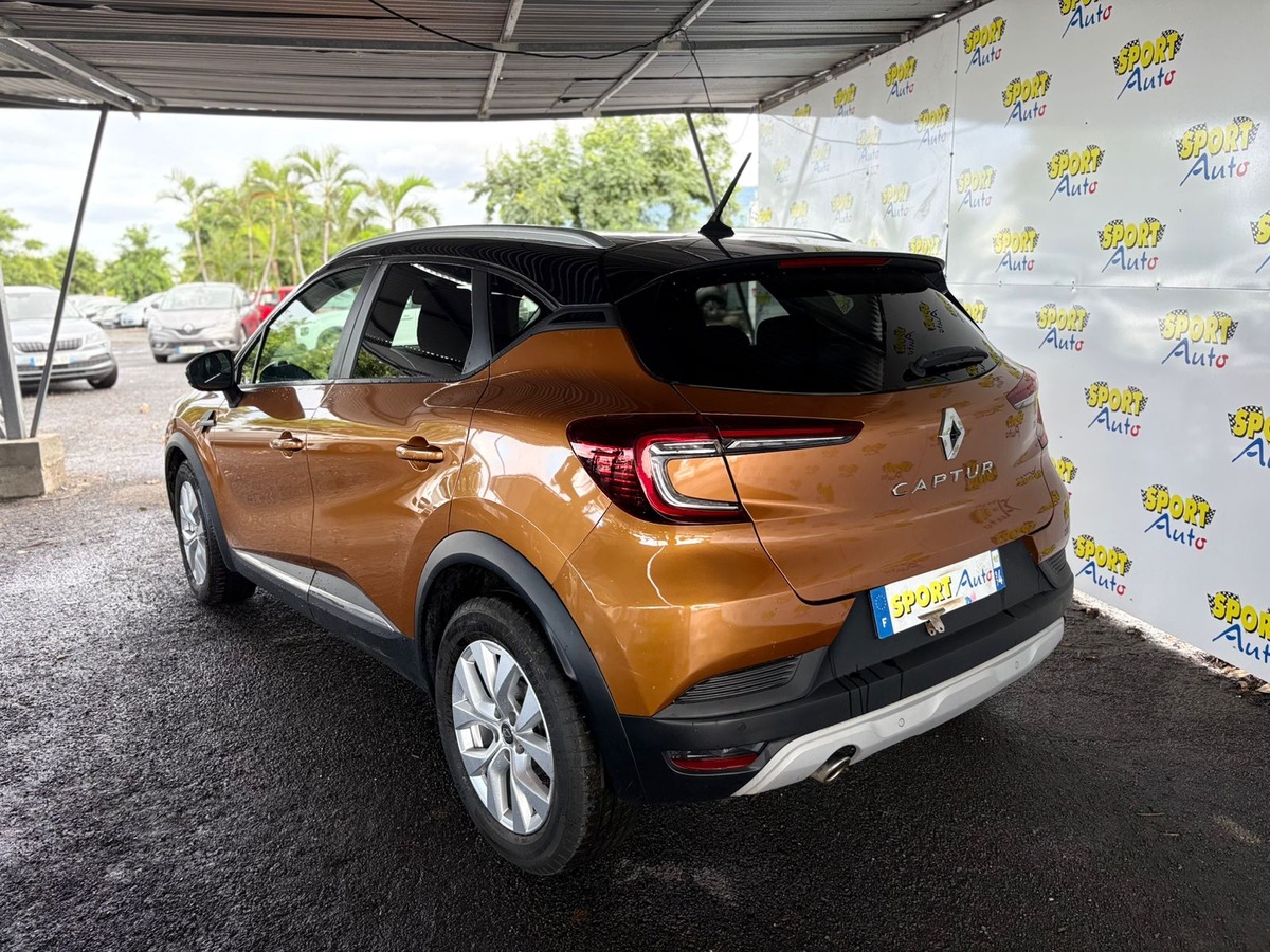 RENAULT Captur etech155