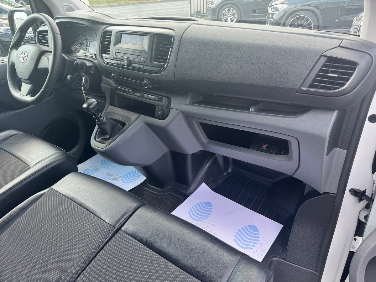 Toyota ProAce LONG 2.0 BHDI 120CH DYNAMIC DOUBLE PORTE LATERALE / PRIX HT
