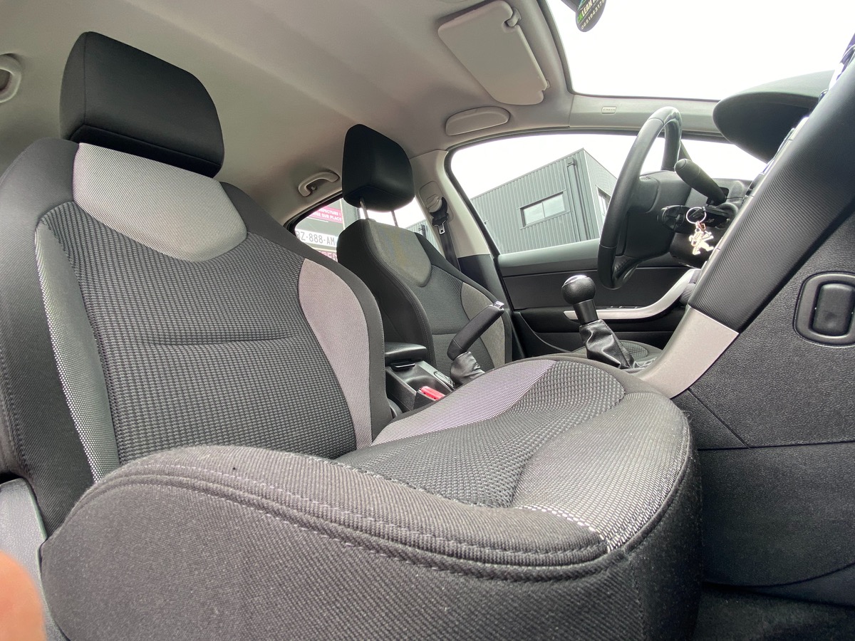Peugeot 308 1.6 HDI 92 ACTIVE aa