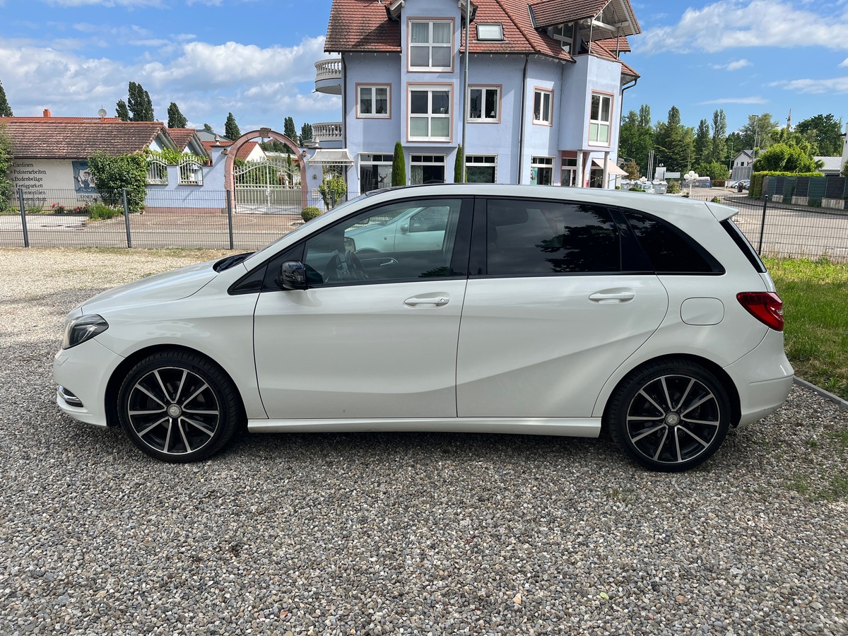 Mercedes-Benz Classe B 180 cdi Fascination, TOIT OUVRANT, RADAR, CAMERA, REGULATEUR