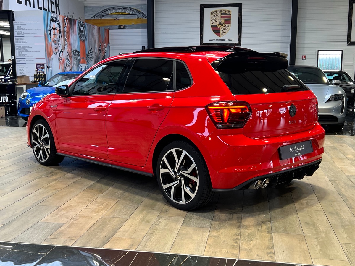 VOLKSWAGEN Polo VI 2.0 TSI 200 CV GTI DSG6 COCKPIT TOIT OUVRANT