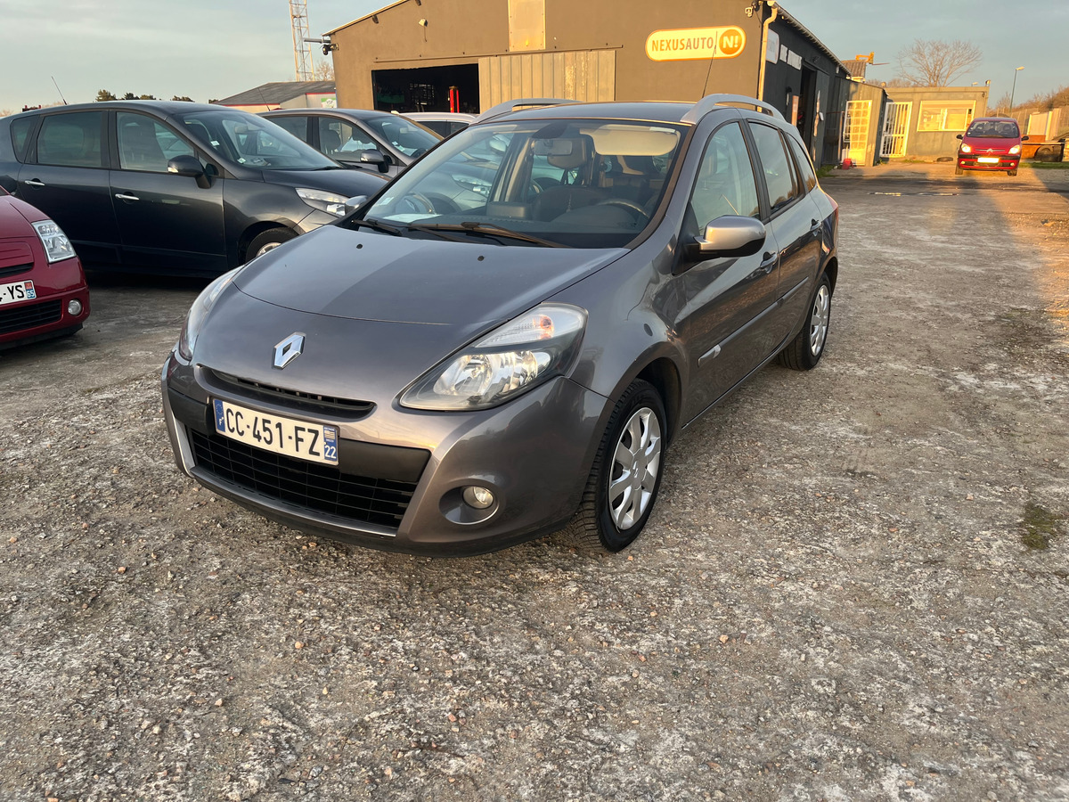 RENAULT Clio 1.5 dci 217665km