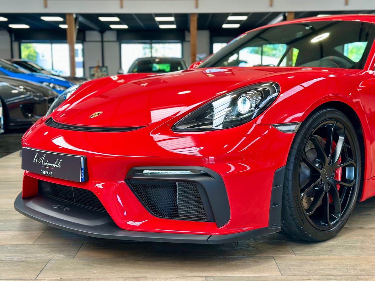 Porsche 718 Cayman GT4 4.0 420 PDK7