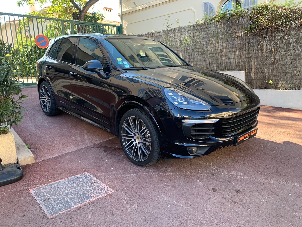 Porsche Cayenne s V8 Platinium Edition 385 cv