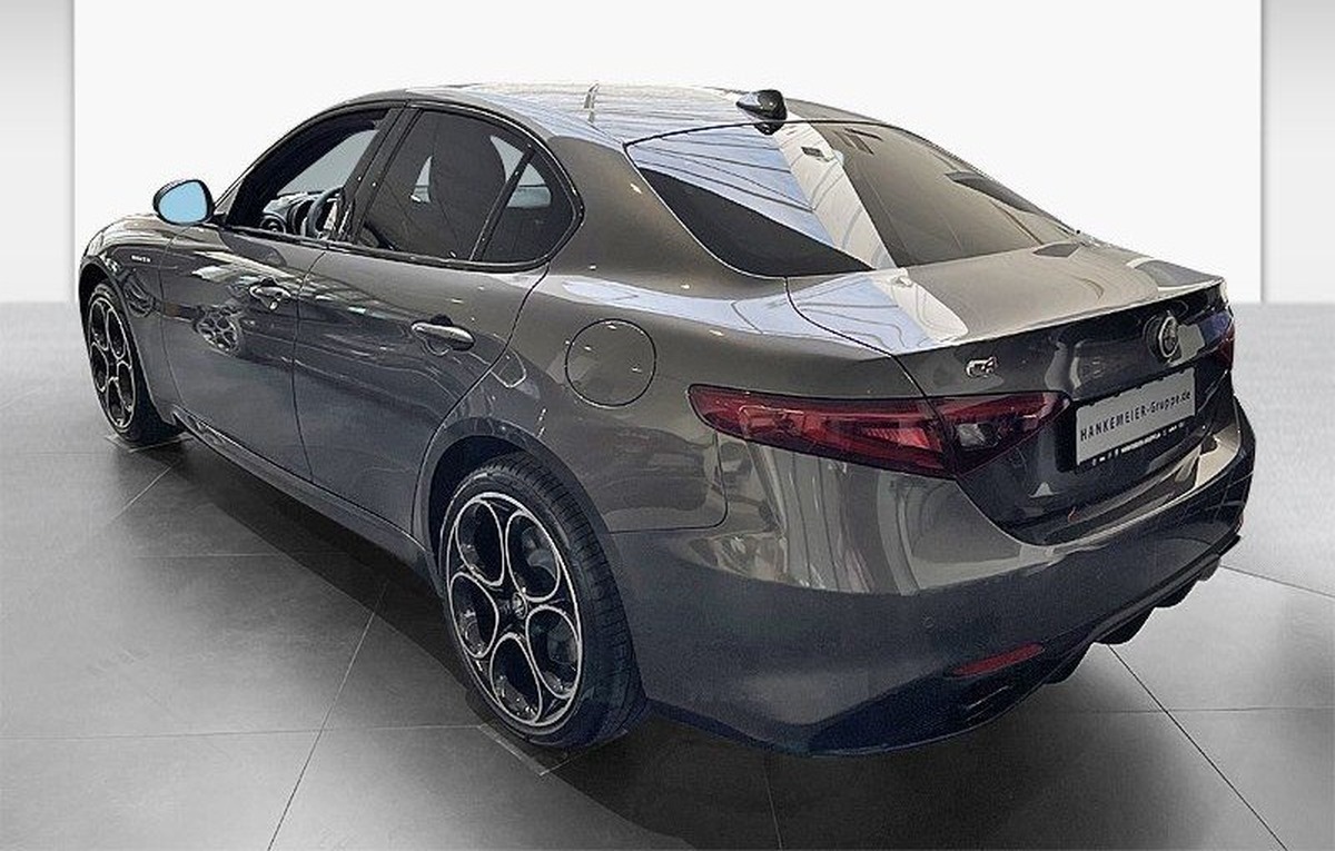 Alfa Romeo Giulia 2.0 TB 280ch Veloce Q4 AT8 Gris Vesuve Harman-Kardon