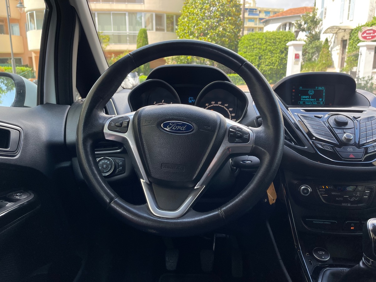 Ford B-max 1.0 SCTI 125 CV / Clim Auto / Radar / Finition Titanium