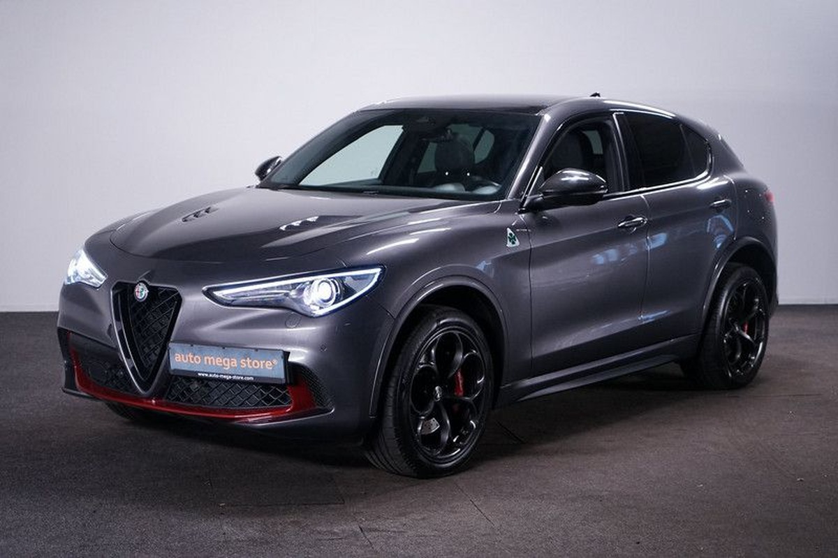 Alfa Romeo Stelvio 2.9 V6 510ch Quadrifoglio Q4 AT8 Harman-Kardon Toit ouvrant