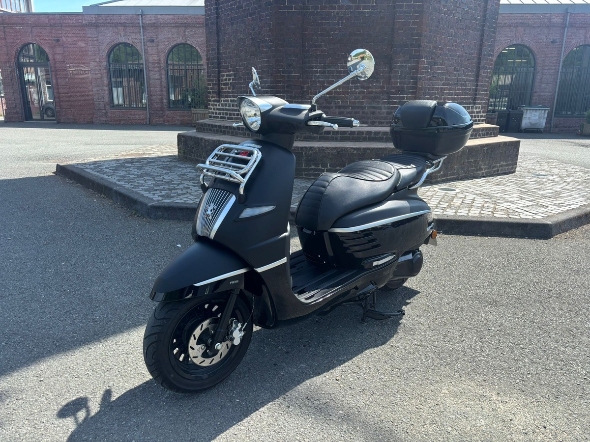 Peugeot DJANGO 125cc ABS DARK - Top case - Porte bagage avant
