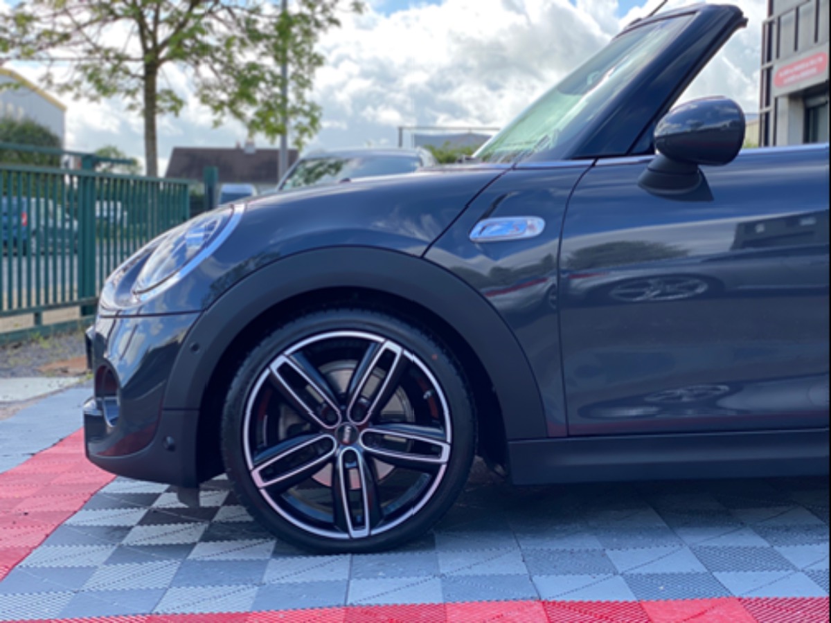 Mini Mini Cooper S Cabriolet 2.0 192cv Exquisite