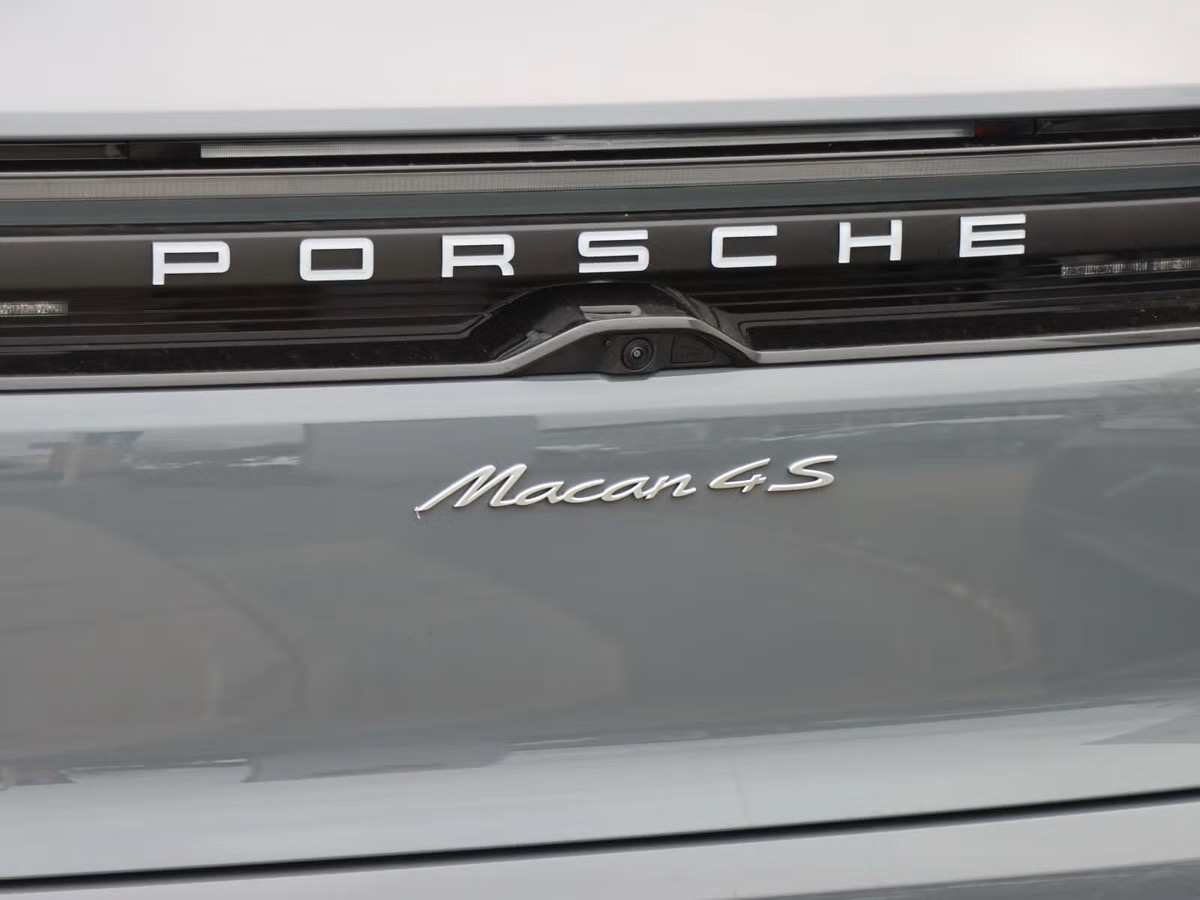 Porsche MACAN 4S 100% Electrique 516ch 22"/Sport Chrono/Pano/HeadUp/Innodrive