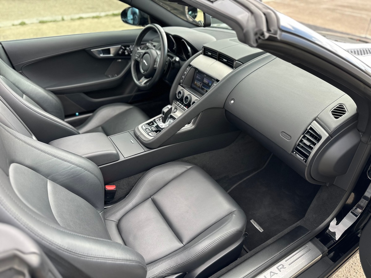 Jaguar F-Type Cabriolet V6 340 CH BVA8 - SIEGES A MEMOIR - SONS MERIDIAN - CAMERA DE RECUL