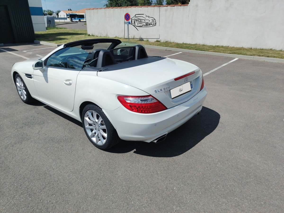 Mercedes-Benz Classe SLK 200 blue efficiency 100 % Française