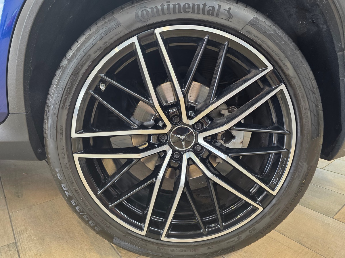 Mercedes-Benz Class GLC 3.0 43 AMG 390 PHASE 2 // SIEGES CHAUFFANTS / VENTILES // CAM / 21