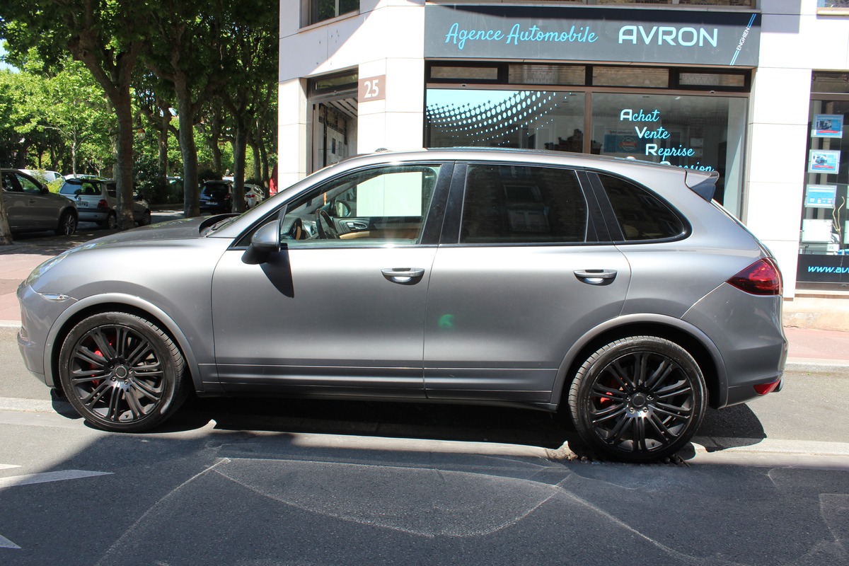 Porsche CAYENNE TURBO S Boîte automatique - II 4.8 V8 500 TURBO TIPTRONIC