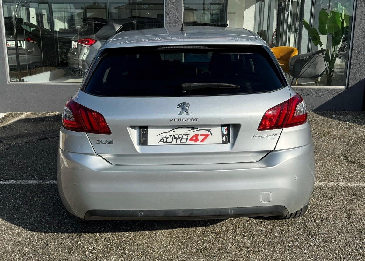 Peugeot 308 1.2 S&S 110 STYLE