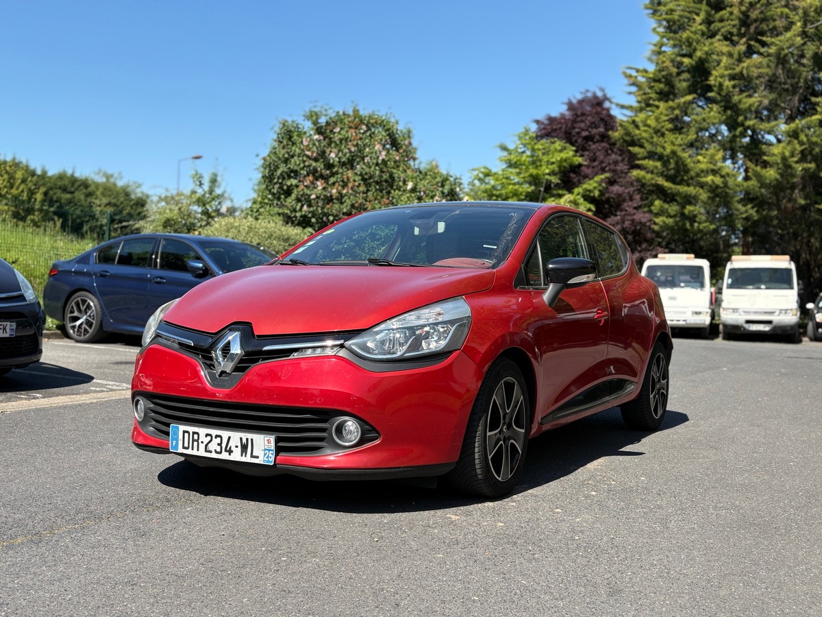 RENAULT Clio IV RENAULT CLIO IV 1.5 DCI 90 ENERGY INTENS ECO2 90G